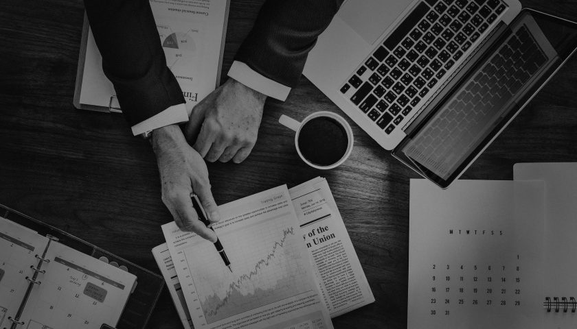 black-white-business-wy7d5euvlnrz2swe gestion de licitaciones locales comerciales Madrid